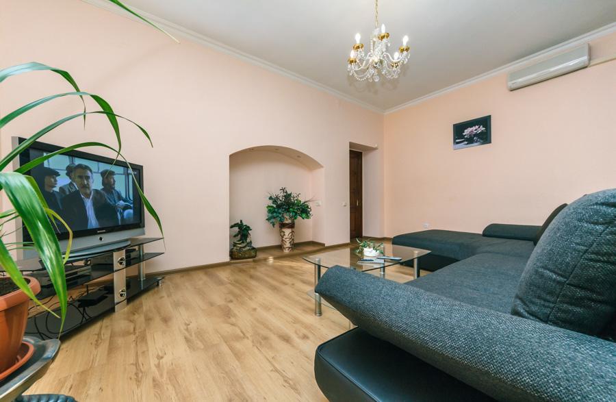 Two Bedroom Apartment On Liuteranska Street Kiev Esterno foto
