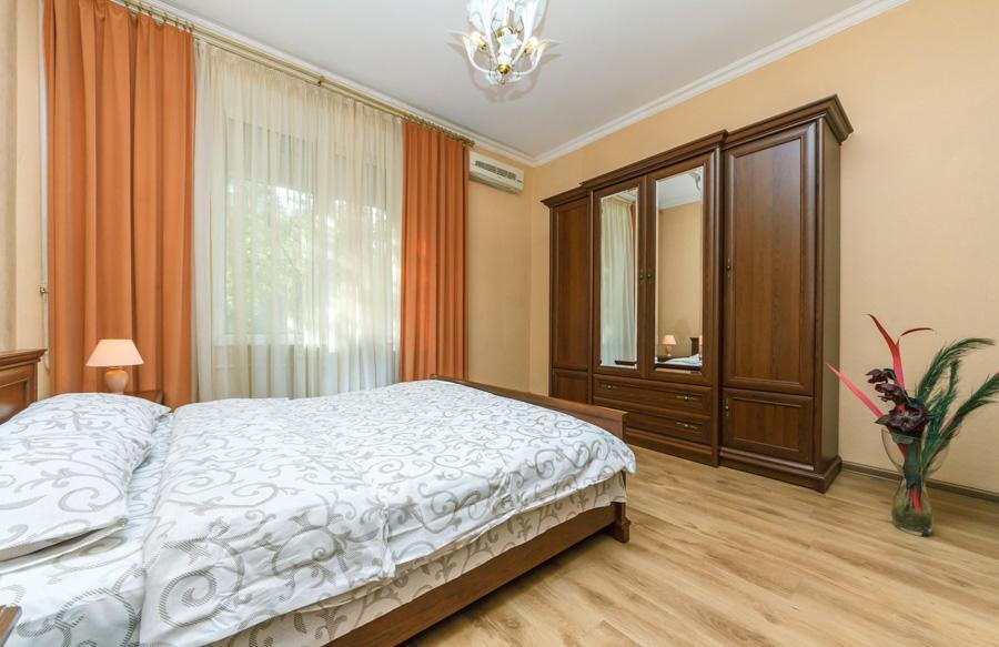 Two Bedroom Apartment On Liuteranska Street Kiev Esterno foto